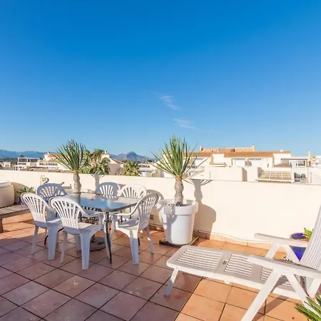 Stunning Seaview Penthouse *